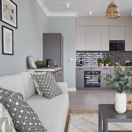 Metro Imielin Apartments Warsaw Luaran gambar