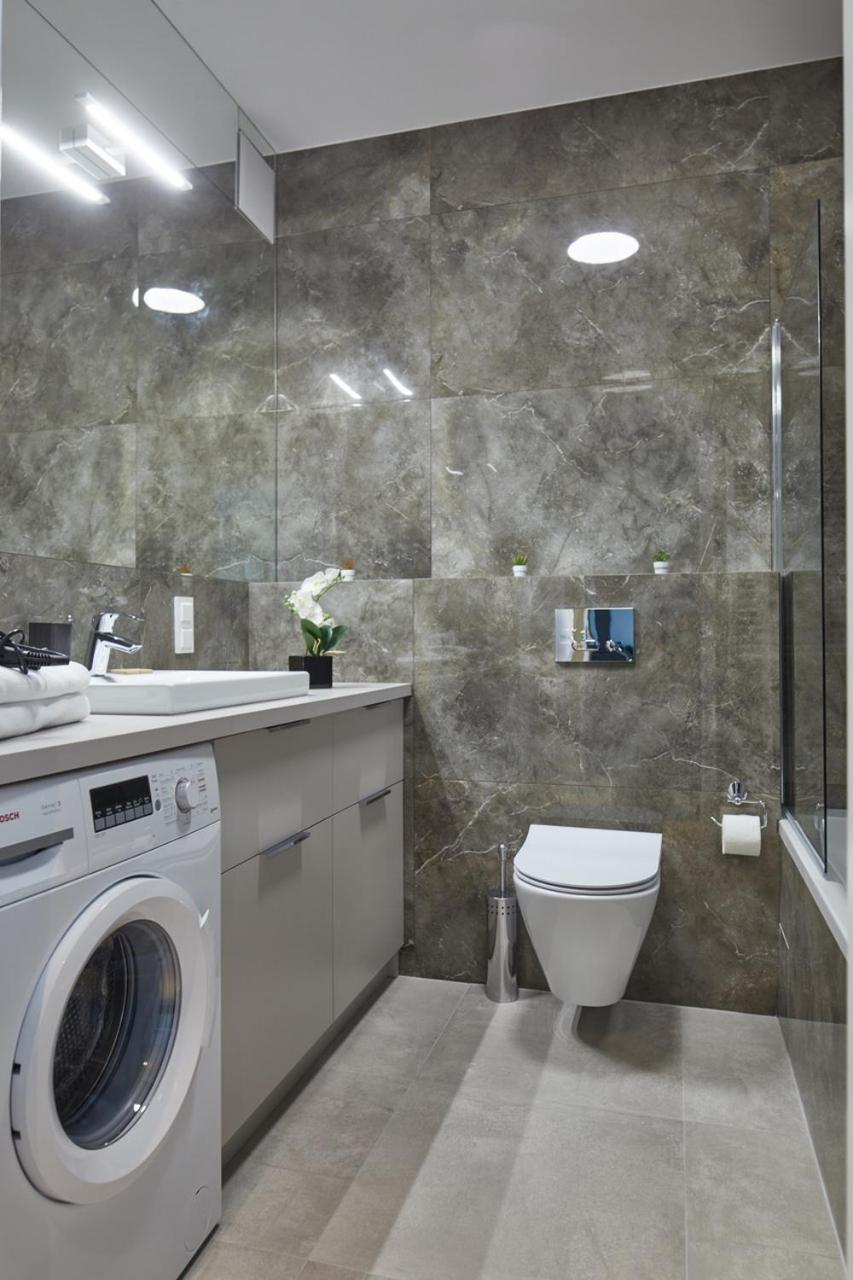 Metro Imielin Apartments Warsaw Luaran gambar