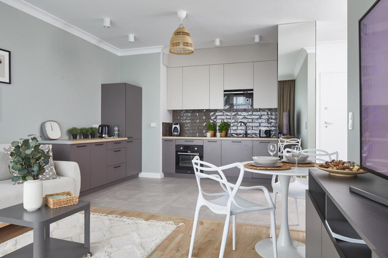 Metro Imielin Apartments Warsaw Luaran gambar