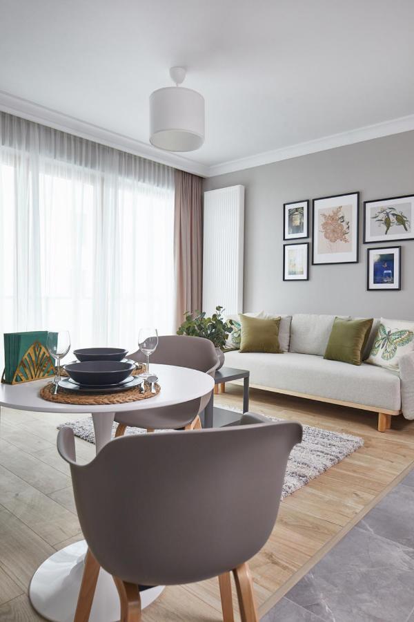Metro Imielin Apartments Warsaw Luaran gambar